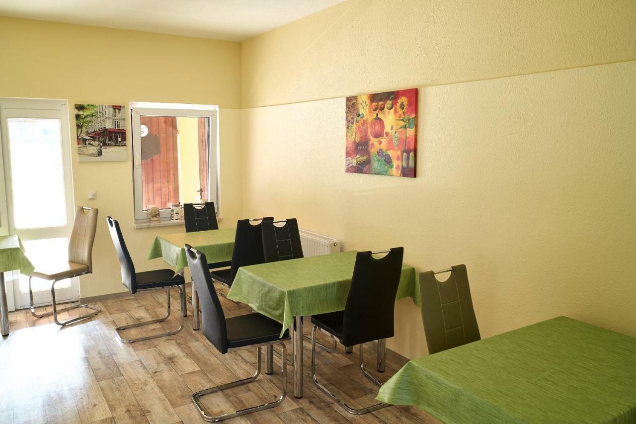 Pension Waldbad Dommitzsch ภายนอก รูปภาพ